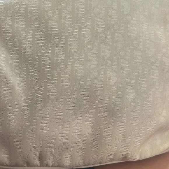 Elegant Cream Dior Shoulder Bag🤍 - Picture 13 of 15